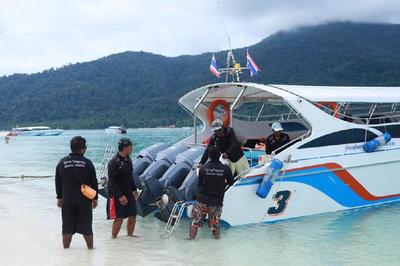 泰國(guó)冷門海島 絕美的小馬爾代夫--麗貝島 旅拍日記