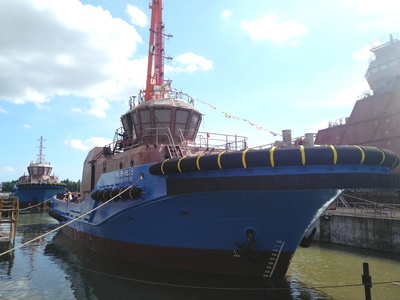 珠海港拖輪2艘5000HP全回轉拖輪順利下水