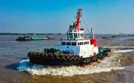 這家船廠交付國內(nèi)首艘多功能消拖兩用全回轉(zhuǎn)拖輪