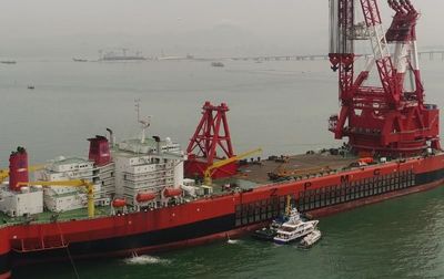 據說,中國造的世界最大起重船連船員都恐高