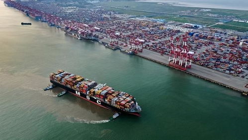 中國700億建造世界第一港,吞吐量超全美總和,新加坡卻急得跳腳