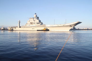 印購航母首次出航 出現不明用途桅桿